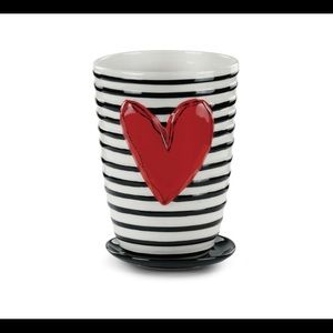 Straight ceramic pot and saucer